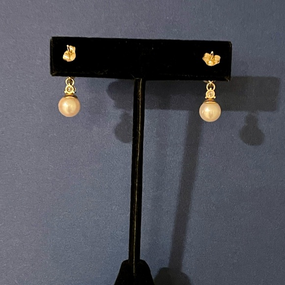 CULTURED SALTWATER PEARL AND DIAMOND EARRINGS 18K - Picture 6 of 12